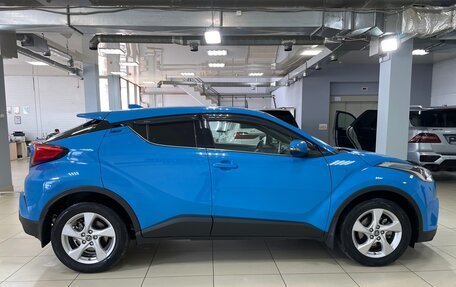 Toyota C-HR I рестайлинг, 2019 год, 2 180 000 рублей, 5 фотография