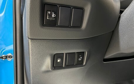 Toyota C-HR I рестайлинг, 2019 год, 2 180 000 рублей, 14 фотография