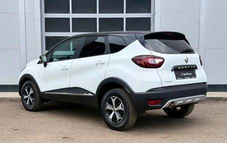 Renault Kaptur I рестайлинг, 2018 год, 1 500 000 рублей, 3 фотография