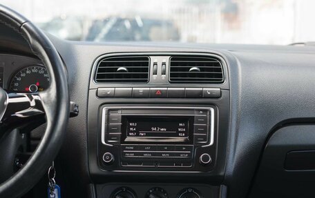 Volkswagen Polo VI (EU Market), 2017 год, 1 150 000 рублей, 13 фотография