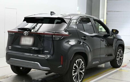 Toyota Yaris Cross, 2023 год, 1 245 005 рублей, 2 фотография