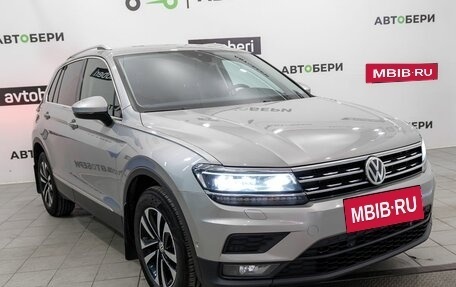 Volkswagen Tiguan II, 2019 год, 2 179 900 рублей, 3 фотография