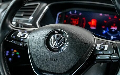 Volkswagen Tiguan II, 2019 год, 2 179 900 рублей, 16 фотография