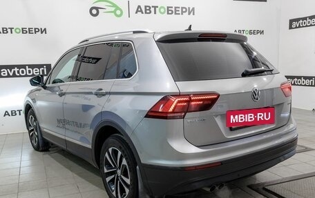 Volkswagen Tiguan II, 2019 год, 2 179 900 рублей, 7 фотография