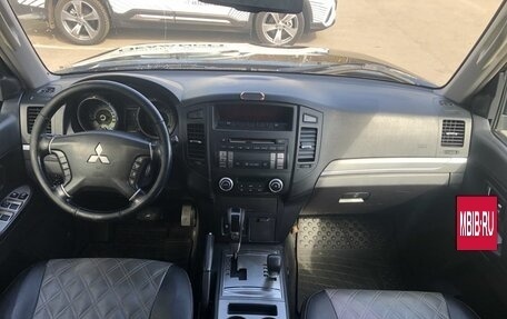 Mitsubishi Pajero IV, 2008 год, 1 230 000 рублей, 10 фотография
