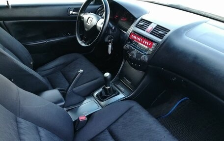 Honda Accord VII рестайлинг, 2004 год, 670 000 рублей, 15 фотография