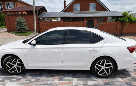 Skoda Octavia IV, 2021 год, 1 950 000 рублей, 2 фотография