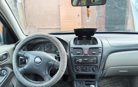 Nissan Almera, 2001 год, 150 000 рублей, 3 фотография