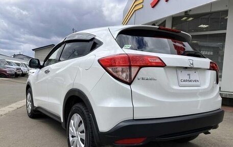 Honda Vezel, 2016 год, 1 290 000 рублей, 4 фотография