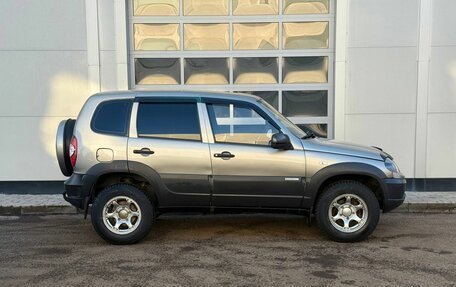 Chevrolet Niva I рестайлинг, 2011 год, 397 000 рублей, 6 фотография