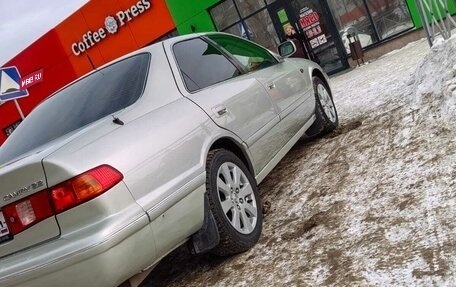 Toyota Camry, 2001 год, 380 000 рублей, 1 фотография