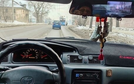 Toyota Camry, 2001 год, 380 000 рублей, 9 фотография