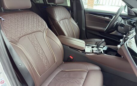 BMW 5 серия, 2022 год, 6 790 000 рублей, 18 фотография