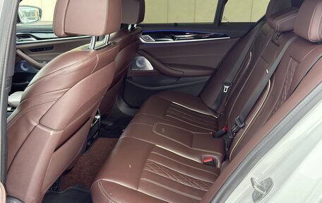 BMW 5 серия, 2022 год, 6 790 000 рублей, 26 фотография