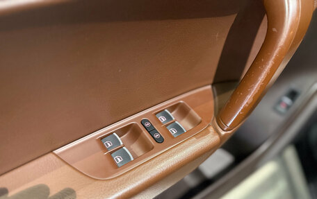 Volkswagen Touareg III, 2011 год, 1 800 000 рублей, 8 фотография