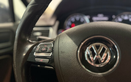 Volkswagen Touareg III, 2011 год, 1 800 000 рублей, 14 фотография