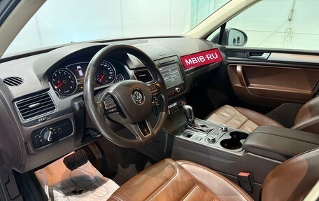 Volkswagen Touareg III, 2011 год, 1 800 000 рублей, 9 фотография