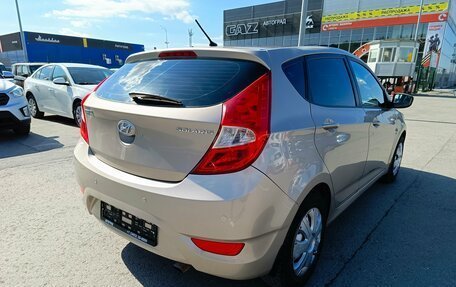 Hyundai Solaris II рестайлинг, 2011 год, 735 000 рублей, 6 фотография