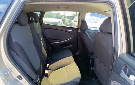 Hyundai Solaris II рестайлинг, 2011 год, 735 000 рублей, 13 фотография