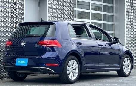 Volkswagen Golf VII, 2018 год, 1 059 000 рублей, 9 фотография