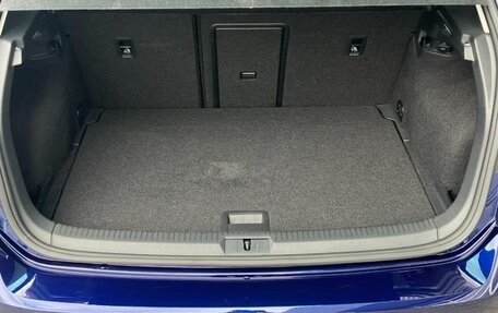 Volkswagen Golf VII, 2018 год, 1 059 000 рублей, 10 фотография