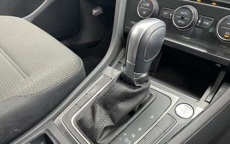 Volkswagen Golf VII, 2018 год, 1 059 000 рублей, 21 фотография