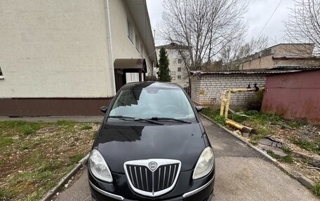 Lancia Musa I рестайлинг, 2008 год, 800 000 рублей, 1 фотография