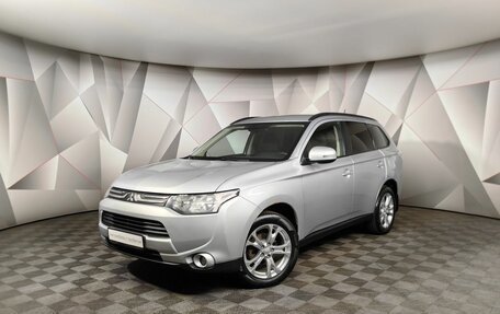 Mitsubishi Outlander III рестайлинг 3, 2013 год, 1 215 000 рублей, 1 фотография