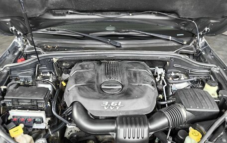 Jeep Grand Cherokee, 2011 год, 1 049 000 рублей, 11 фотография