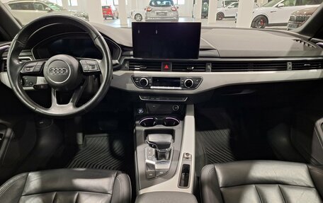 Audi A4, 2021 год, 2 600 000 рублей, 10 фотография