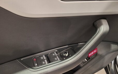 Audi A4, 2021 год, 2 600 000 рублей, 21 фотография