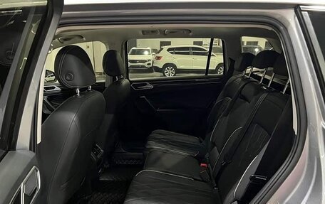 Volkswagen Tiguan II, 2021 год, 2 180 000 рублей, 13 фотография