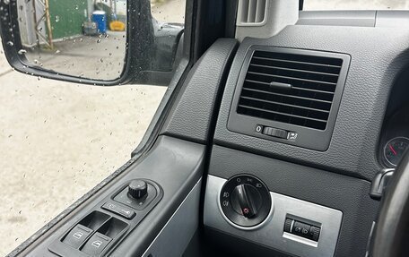 Volkswagen Multivan T5, 2008 год, 1 650 000 рублей, 13 фотография