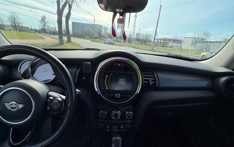 MINI Hatch, 2017 год, 1 999 000 рублей, 3 фотография