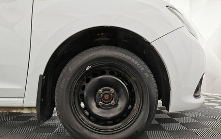 Renault Logan II, 2016 год, 725 000 рублей, 9 фотография