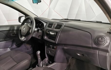 Renault Logan II, 2016 год, 725 000 рублей, 13 фотография