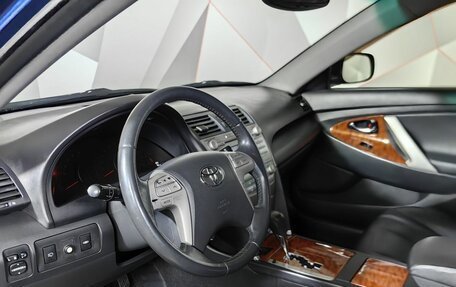 Toyota Camry, 2008 год, 895 000 рублей, 18 фотография