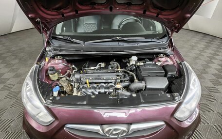 Hyundai Solaris II рестайлинг, 2011 год, 730 000 рублей, 10 фотография