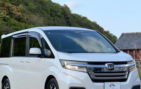 Honda Stepwgn IV, 2021 год, 1 700 000 рублей, 1 фотография