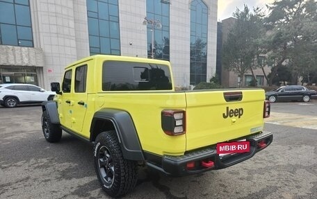 Jeep Gladiator, 2023 год, 5 890 007 рублей, 3 фотография