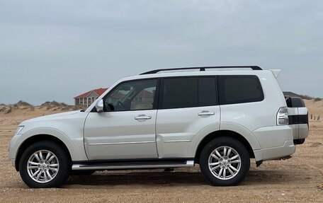 Mitsubishi Pajero IV, 2020 год, 4 650 000 рублей, 5 фотография