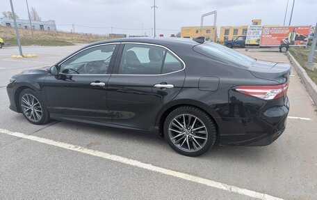 Toyota Camry, 2023 год, 3 000 000 рублей, 5 фотография