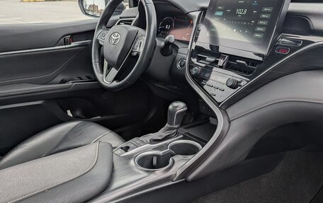 Toyota Camry, 2023 год, 3 000 000 рублей, 7 фотография