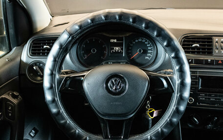 Volkswagen Polo VI (EU Market), 2015 год, 809 000 рублей, 6 фотография