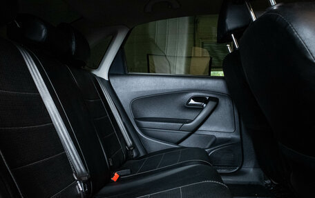 Volkswagen Polo VI (EU Market), 2015 год, 809 000 рублей, 11 фотография