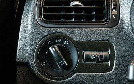 Volkswagen Polo VI (EU Market), 2015 год, 809 000 рублей, 15 фотография