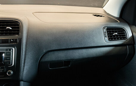 Volkswagen Polo VI (EU Market), 2015 год, 809 000 рублей, 8 фотография