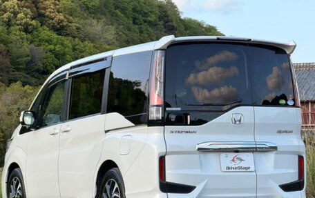 Honda Stepwgn IV, 2021 год, 1 700 000 рублей, 2 фотография