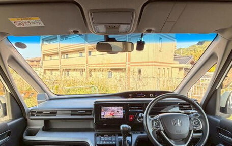 Honda Stepwgn IV, 2021 год, 1 700 000 рублей, 11 фотография