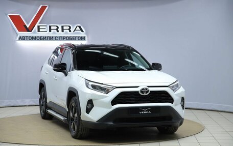 Toyota RAV4, 2022 год, 3 790 000 рублей, 3 фотография